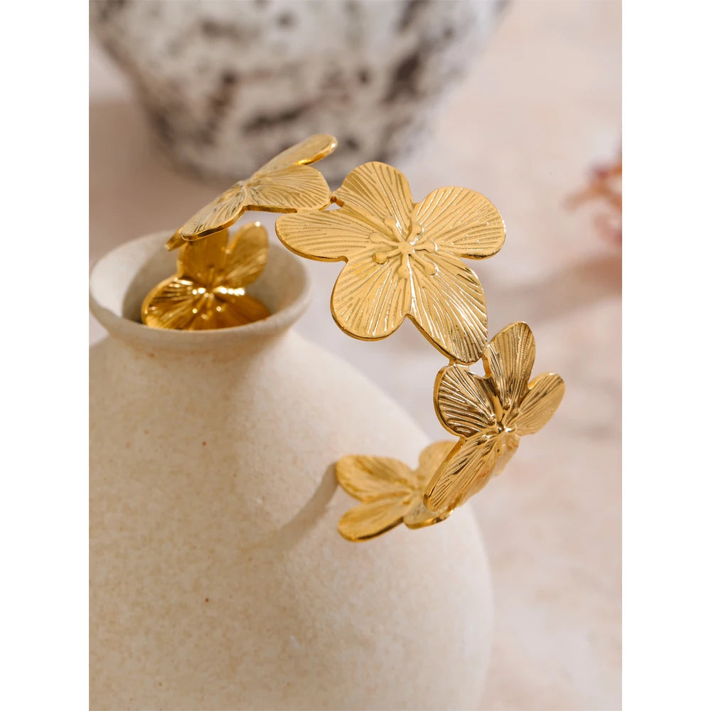 Aurelia Floral Filigree Cuff