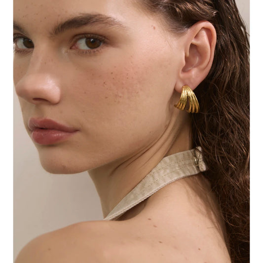 Nova Sculpted Wave Stud Earrings