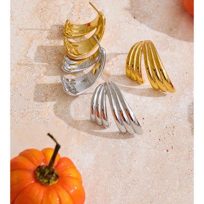 Nova Sculpted Wave Stud Earrings