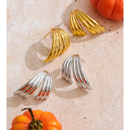 Nova Sculpted Wave Stud Earrings