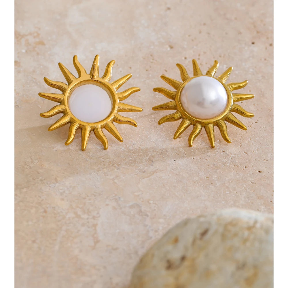 Soleil Pearl Sunburst Stud Earrings