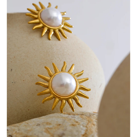 Soleil Pearl Sunburst Stud Earrings
